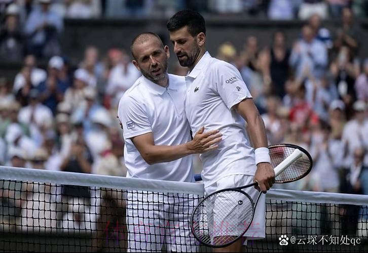 罗马诺:迪亚斯右腿内收肌不适 将在明天接受检查